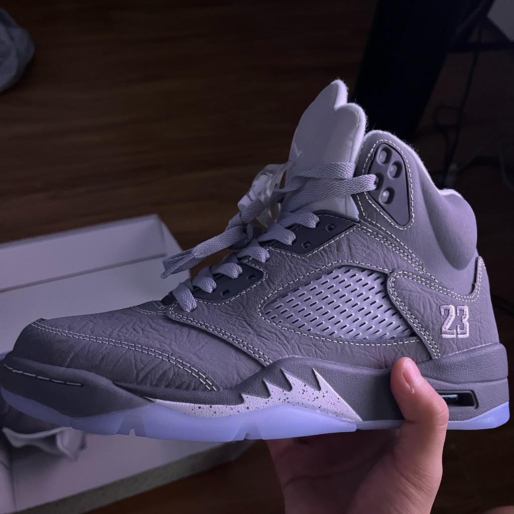 Jordan 5s Wolf Grey